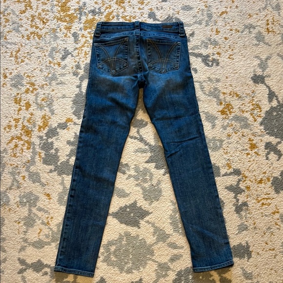 Women's Blue Jeans - Picture 3 of 3